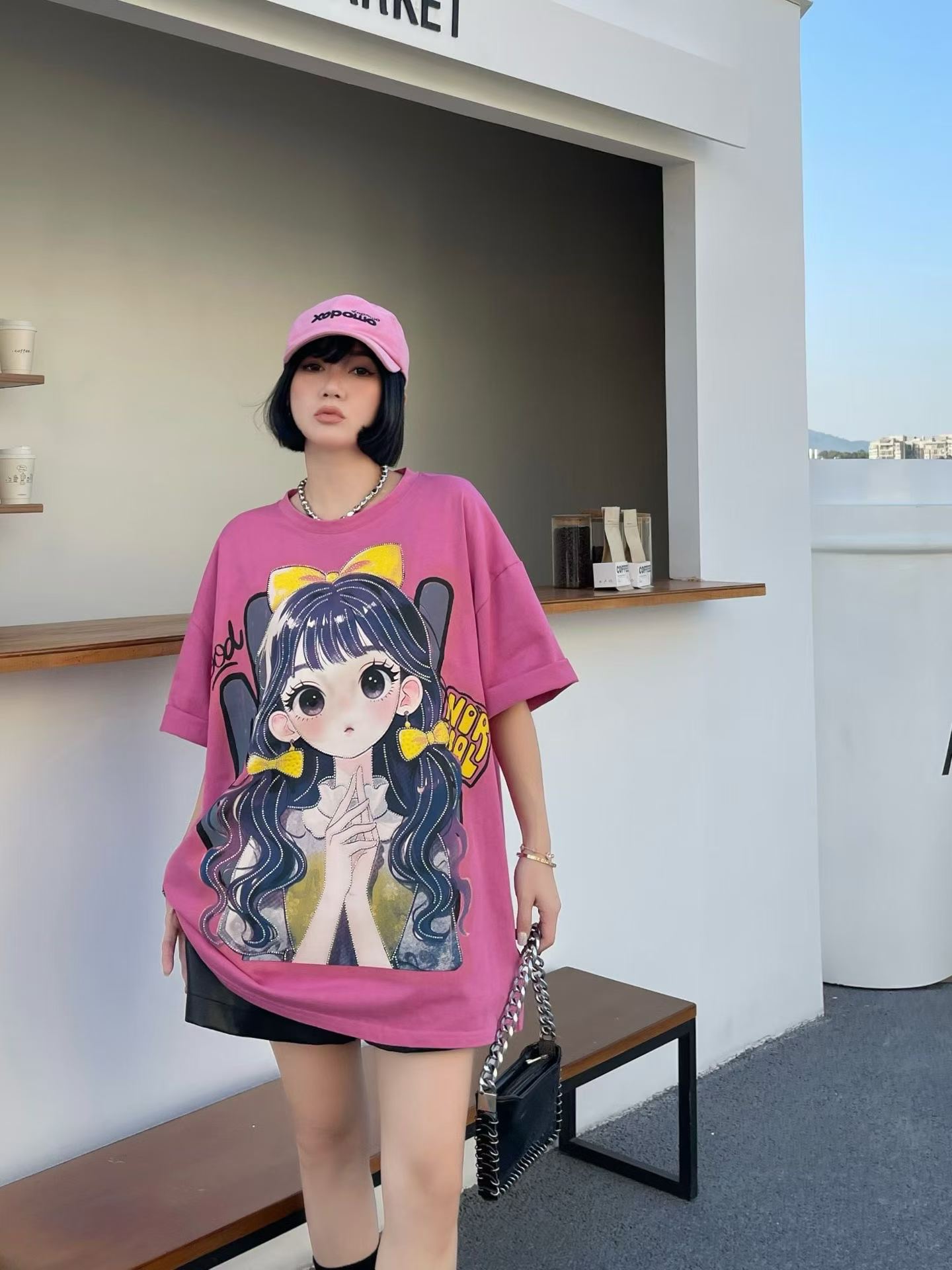 6816