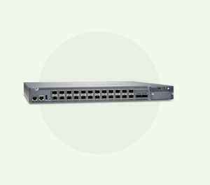 EX4400-24X kann als verteilter Switch in größeren oder kleinen bis mittelgroßen Campus-Kernnetzen eingesetzt werden - Product Image 4