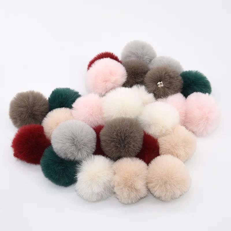 High Quality Faux Rabbit Fur Ball 6センチメートル8センチメートルFake Fur Pompoms Accessoris Fur Pom Poms
