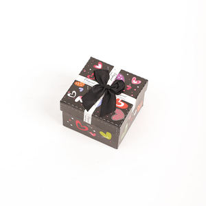 Özel Logo lüks kağıt yastık eklemek için sert cargift hediye kağıt ambalaj kutusu izle - Product Image 3