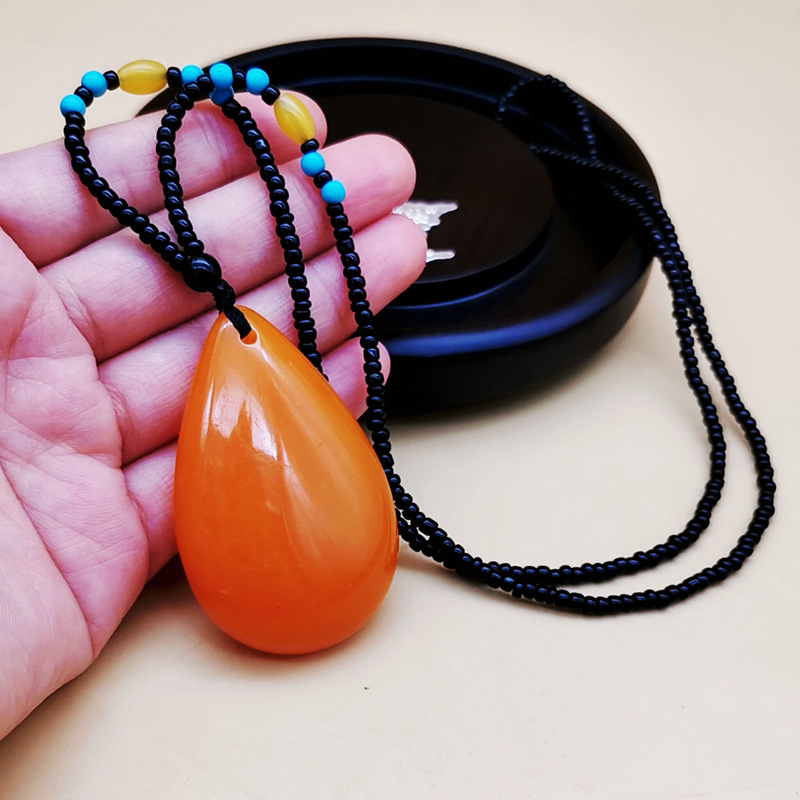 Black chain drops