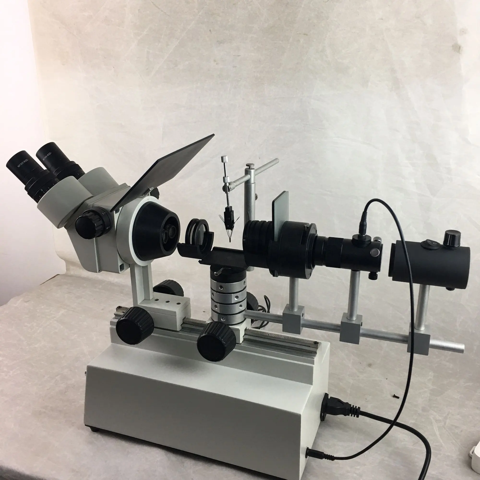 Mikroskop Stereo Permata Celup Minyak Terpasang Horizontal Performa Tinggi
