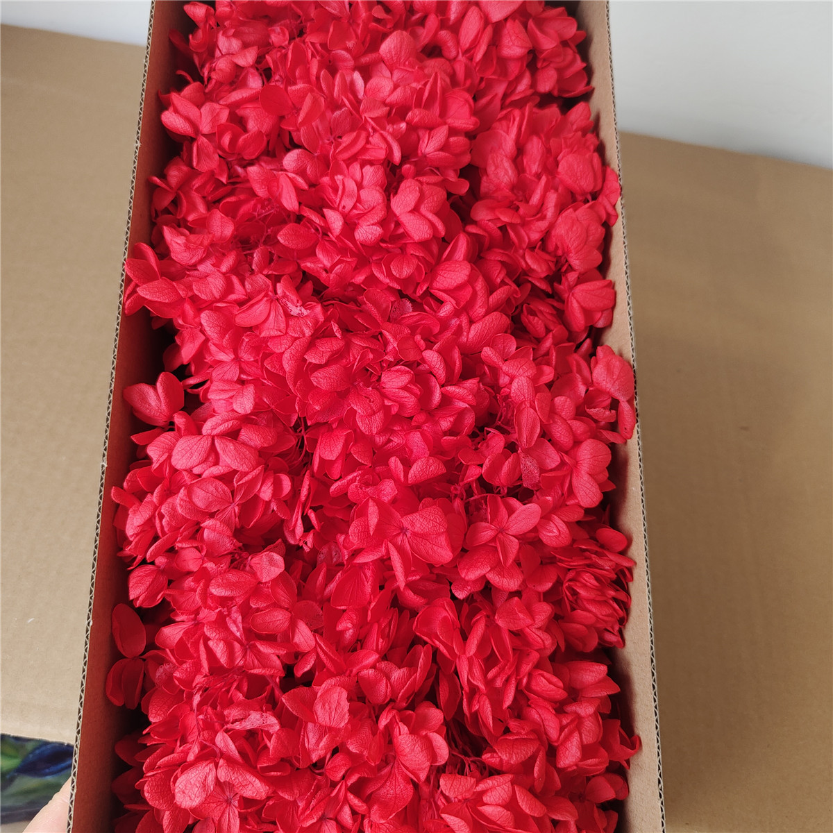 genuine bright red-wooden hydrangea-90-100g