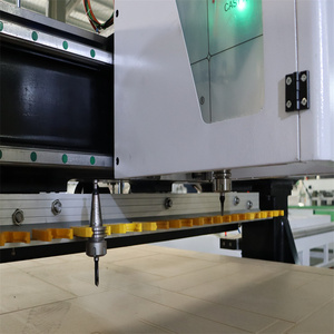 CAMEL CNC ATC Holz CNC Fräsmaschine 3-Achsen-Luftkühlspindel Automatisches Laden und Entladen CNC ATC Maschine für Holz - Product Image 5