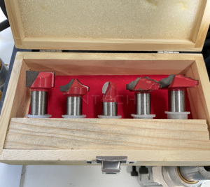 Enrutador de madera CNC con sistema de control DSP impulsado por motor para grabado de madera y carpintería - Product Image 6