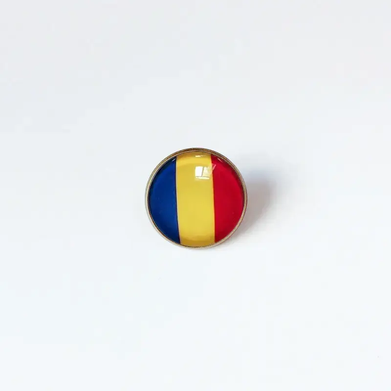 Broche de Bandera Nacional, partido de Fútbol, insignia, publicidad, accesorios de insignia de metal conmemorativos de gota adhesiva