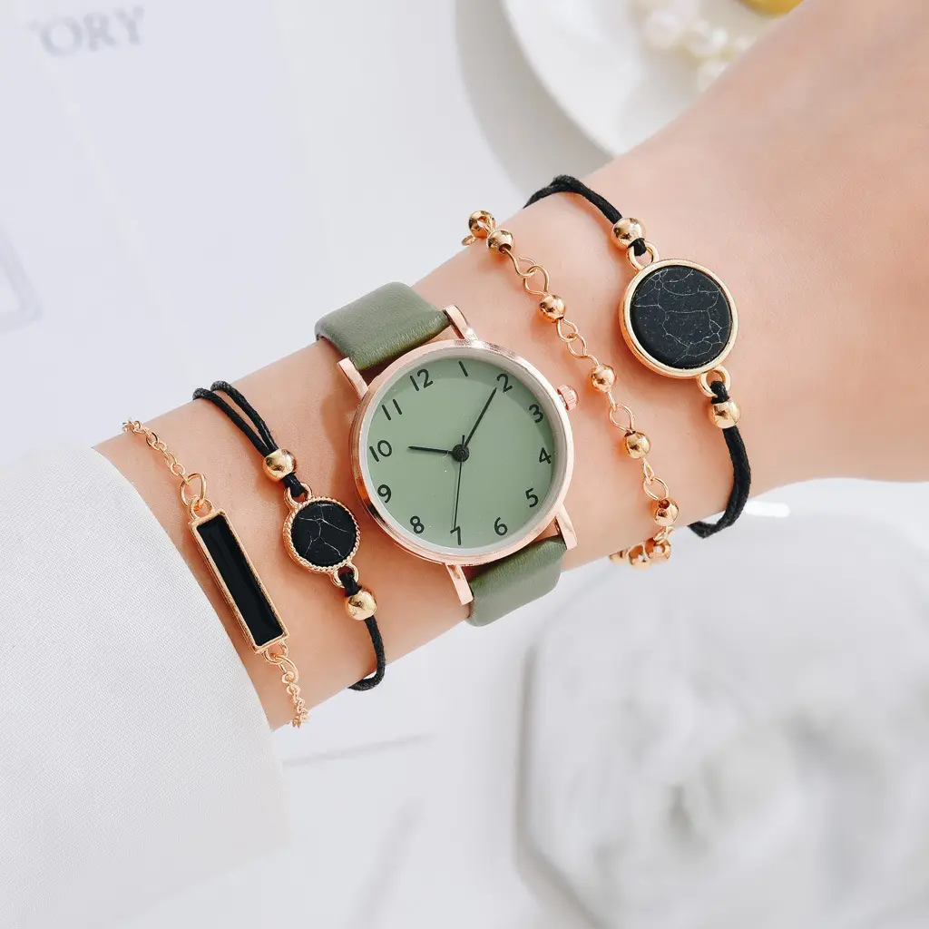 Classic disc women watch niche fashion simple and versatile student quartz watch bracelet fashion combination set