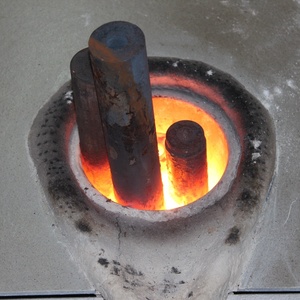 Horno de inducción <span class=keywords><strong>100kW</strong></span> para fundir hierro níquel