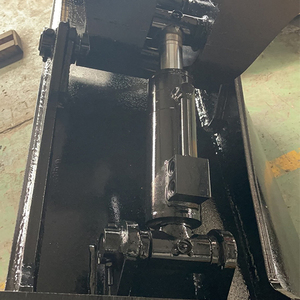 铲斗倾斜功能和旋转器，用于增强3.5吨挖掘机的挖掘性能 - Product Image 4
