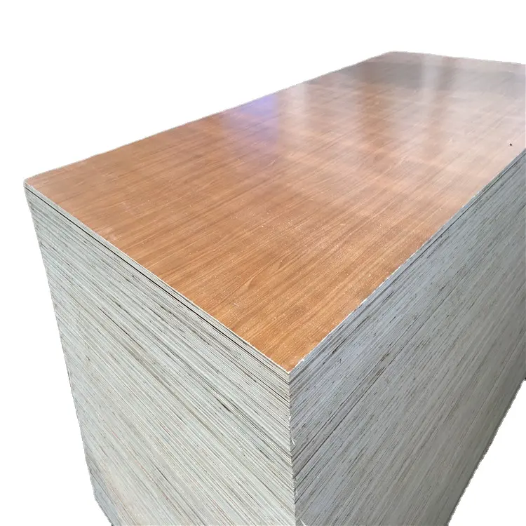 Madera contrachapada de melamina, madera maciza de alta calidad, precio barato y disponible en color blanco