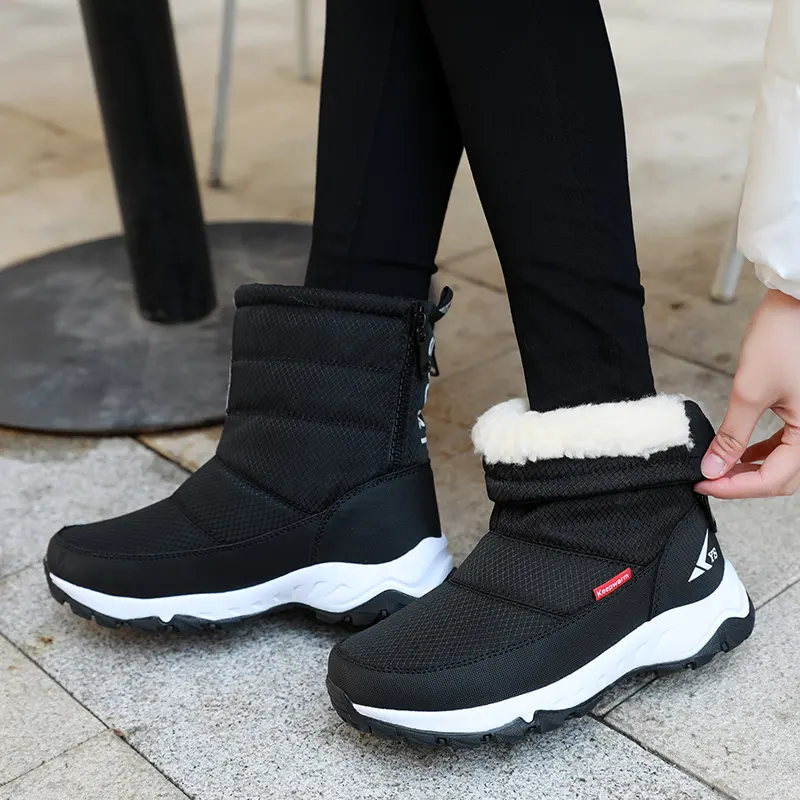 Low MOQ Black wool fur waterproof women winter fur plush warm snow boots for ladies Chile Russia hot sale