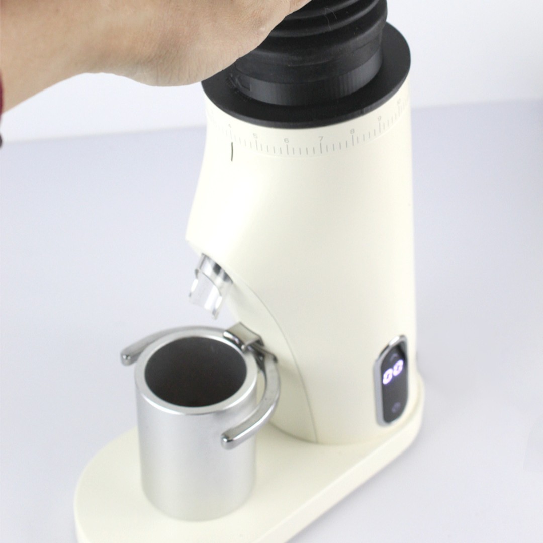 Tasse à poudre d'argent