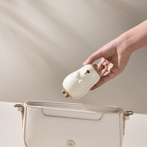 Dễ thương Gấu Shape <span class=keywords><strong>Lint</strong></span> con lăn, tái sử dụng và có thể giặt vải Máy cạo râu, xách tay lông tơ Remover cho pet tóc trên quần áo, sofa, ghế xe - Product Image 5