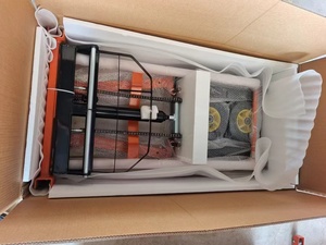 Carretilla elevadora pequeña portátil para un manejo eficiente de la carga Descarga de carga Restaurantes Maquinaria Tiendas de reparación Tiendas de impresión Venta al por menor