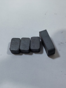 Sertifikalı Y35 kalıcı ferrit Segment mıknatıslar 30*22*4-Top tedarikçi bugün bir teklif olsun - Product Image 4