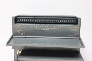 Controlador de programación SIEMENS SR40 de alta calidad Automatización industrial PLC PAC y controladores dedicados - Product Image 2