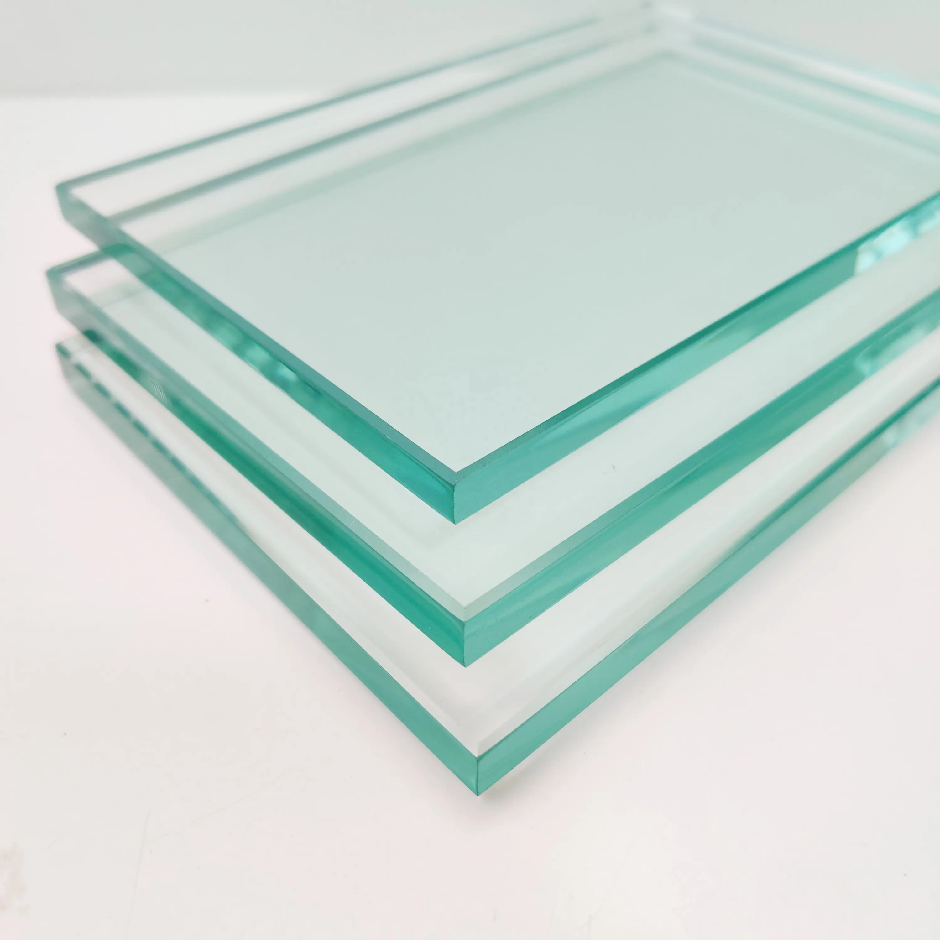 Venta caliente Vidrio flotado de vidrio transparente en varios espesores 2mm 3mm 4mm 5mm 6mm