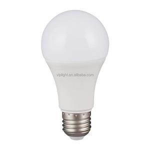 A60アルミプラスチックボディ7W <span class=keywords><strong>E27</strong></span> <span class=keywords><strong>Smd</strong></span> LED電球調光可能220V 3000k 6000k家庭用照明テーブルランプ用