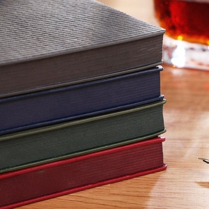 Cuadernos de empalme de rayas más gruesas Logotipo personalizado Diario de estilo simple con colgante para oficina