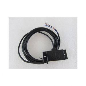 E2K-X8MF2フォトセンサー円筒近接センサーE2K-X - Product Image 1