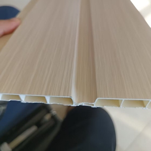 易于安装的PVC面板天花板设计批发防水防火PVC家居装饰天花板 - Product Image 2