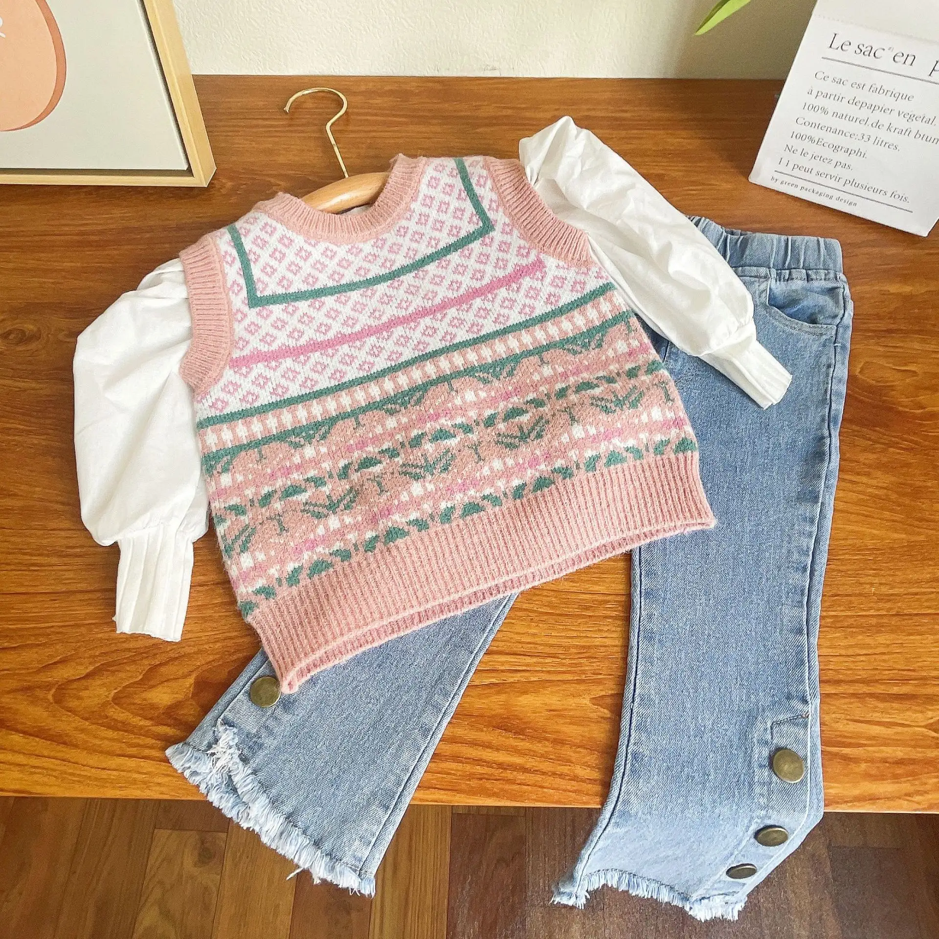 Ensemble de vêtements d'automne et d'hiver pour filles, pull tricoté pour enfants, chemise et jean, 3 pièces, nouvelle collection