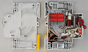 残留電流遮断器2P 40A、RCCB、300mA 50Hz、230V AC 50Hz、アース-漏れ保護クラスタイプA - Product Image 5