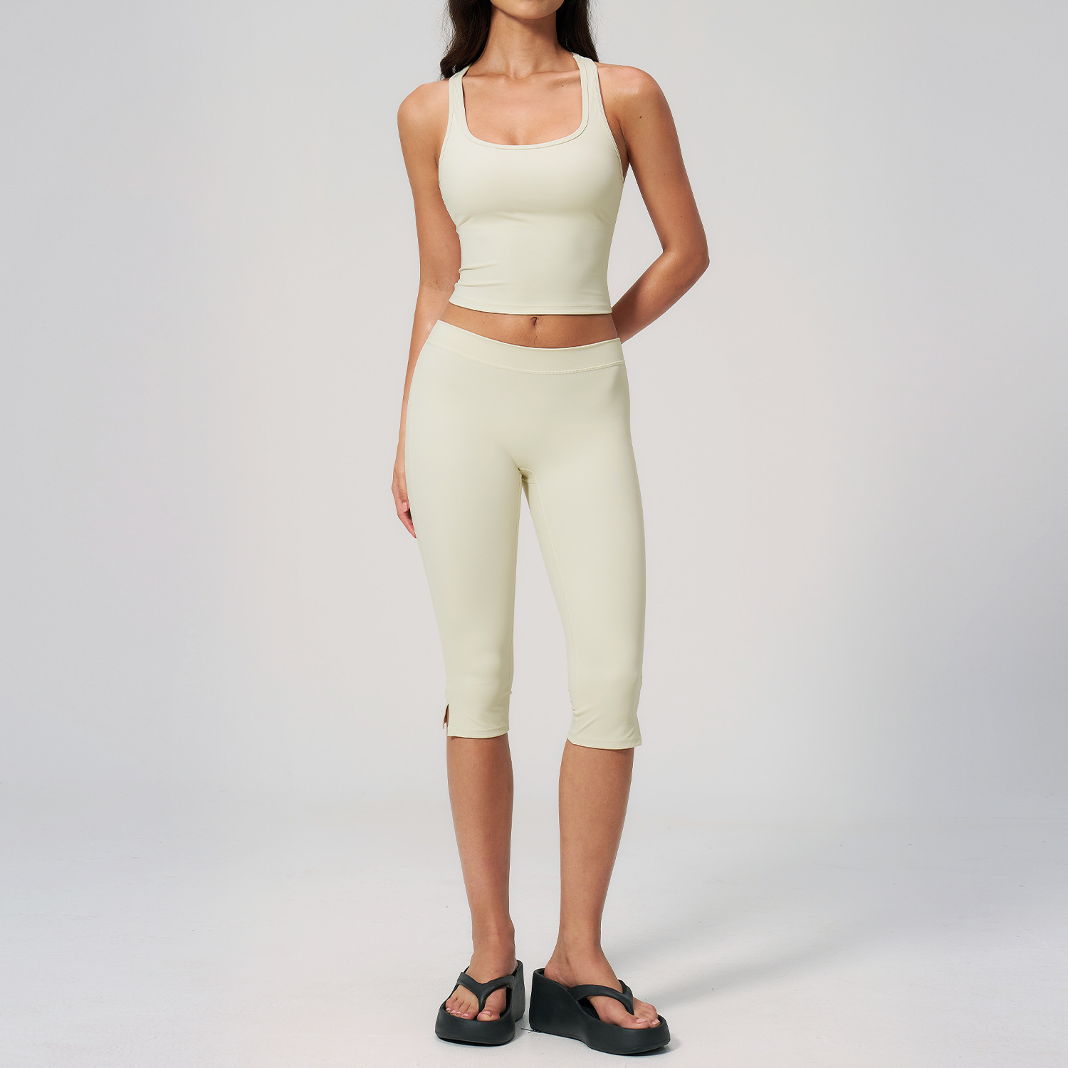 Shell Yellow Capri Set
