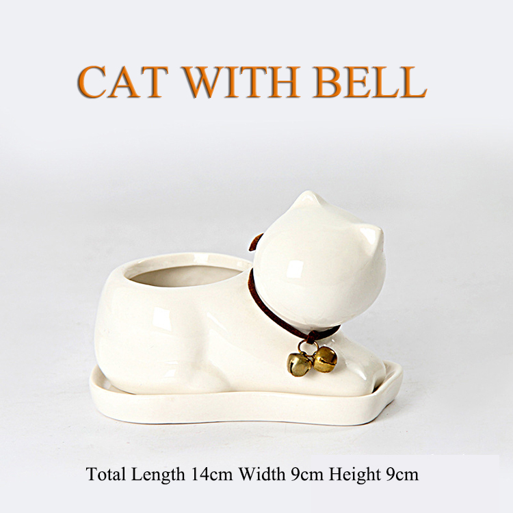 GATTO CON CAMPANELLO