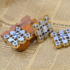 Crazy Con Quay Hồi Chuyển Ngón Tay Liên Kết 9 Răng Con Quay EDC Con Quay Hồi Chuyển Bằng Đồng Đồ Chơi Giải Tỏa Tốt Nhất - Product Image 5