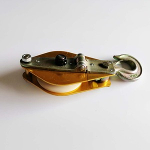 Manufacturer in China <strong>Type</strong> of Cable Rollers Mini Cable Pulley Block Pulley Wheel Aluminum
