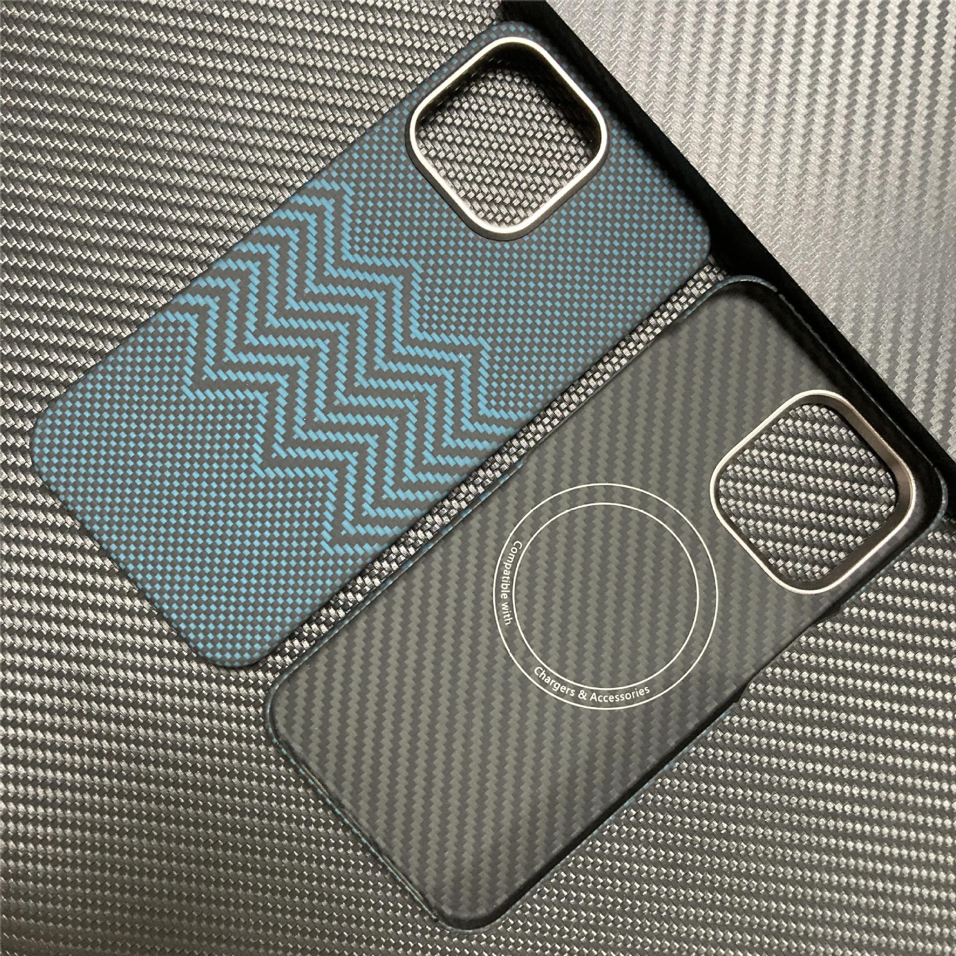 สีดำสีฟ้า