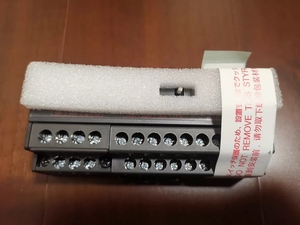 100% nuevo módulo de entrada analógica PLC Mitsubishi original y genuino de con 64 puntos para CC-Link