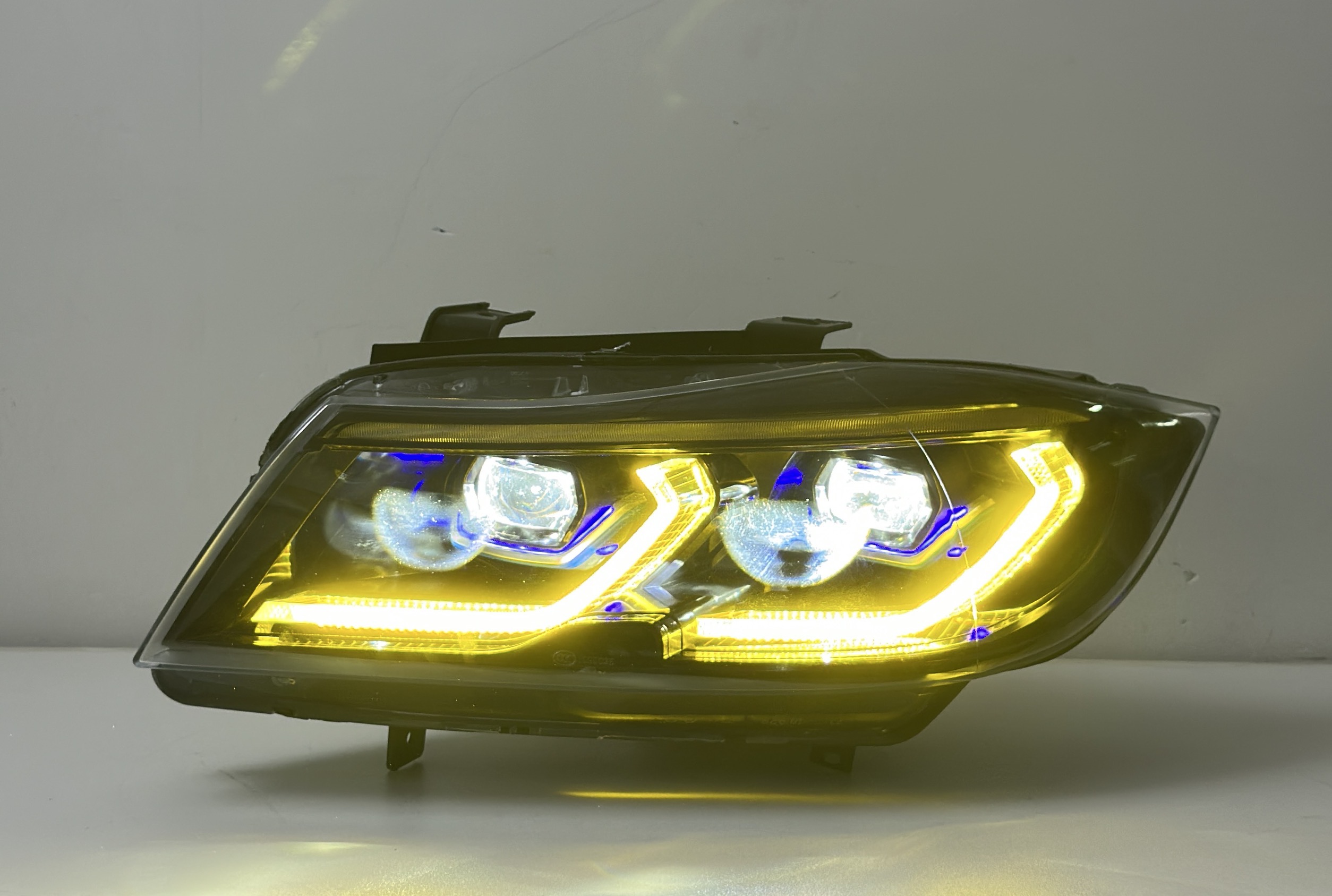 Phare E90 style G20 bicolore