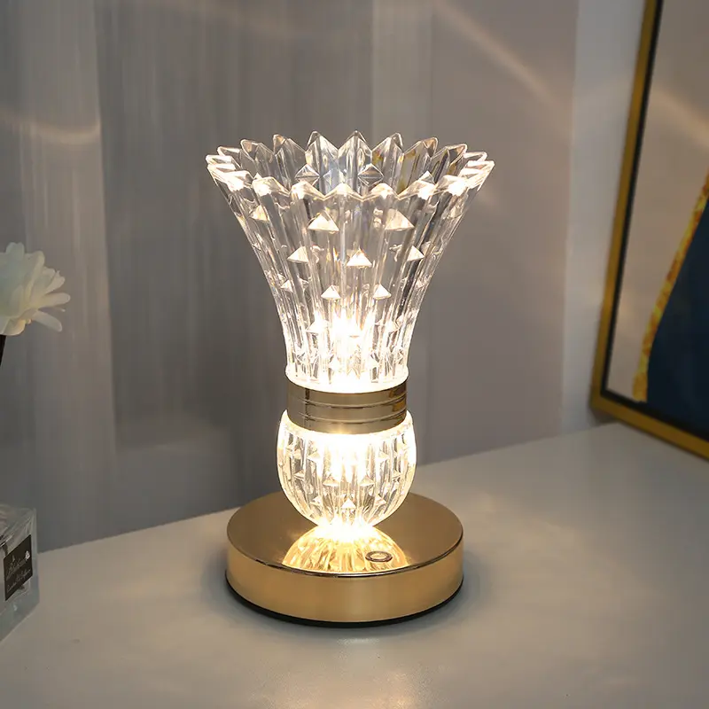Lampada da tavolo decorativa ricaricabile a LED dal Design elegante per la casa