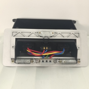 多功能通用翻盖电源电动弹出桌面<span class=keywords><strong>Usb</strong></span>电源插座