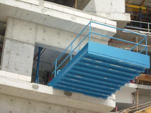 <strong>Material</strong> Work <strong>Platforms</strong> for <strong>Loading</strong> and Unloading Dock <strong>Platform</strong>