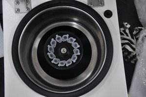 TG16-W Nieuwe Aankomst Benchtop Microcentrifuge 17800xg 12X5/2.2Ml Auto Geheugenfunctie Hogesnelheidslaboratoriumcentrifuge - Product Image 6