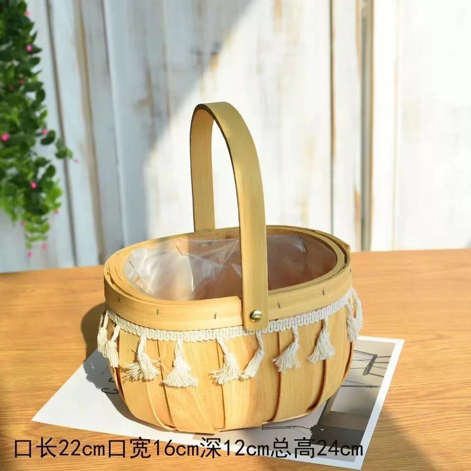Tassel Oval Wooden Chip Small