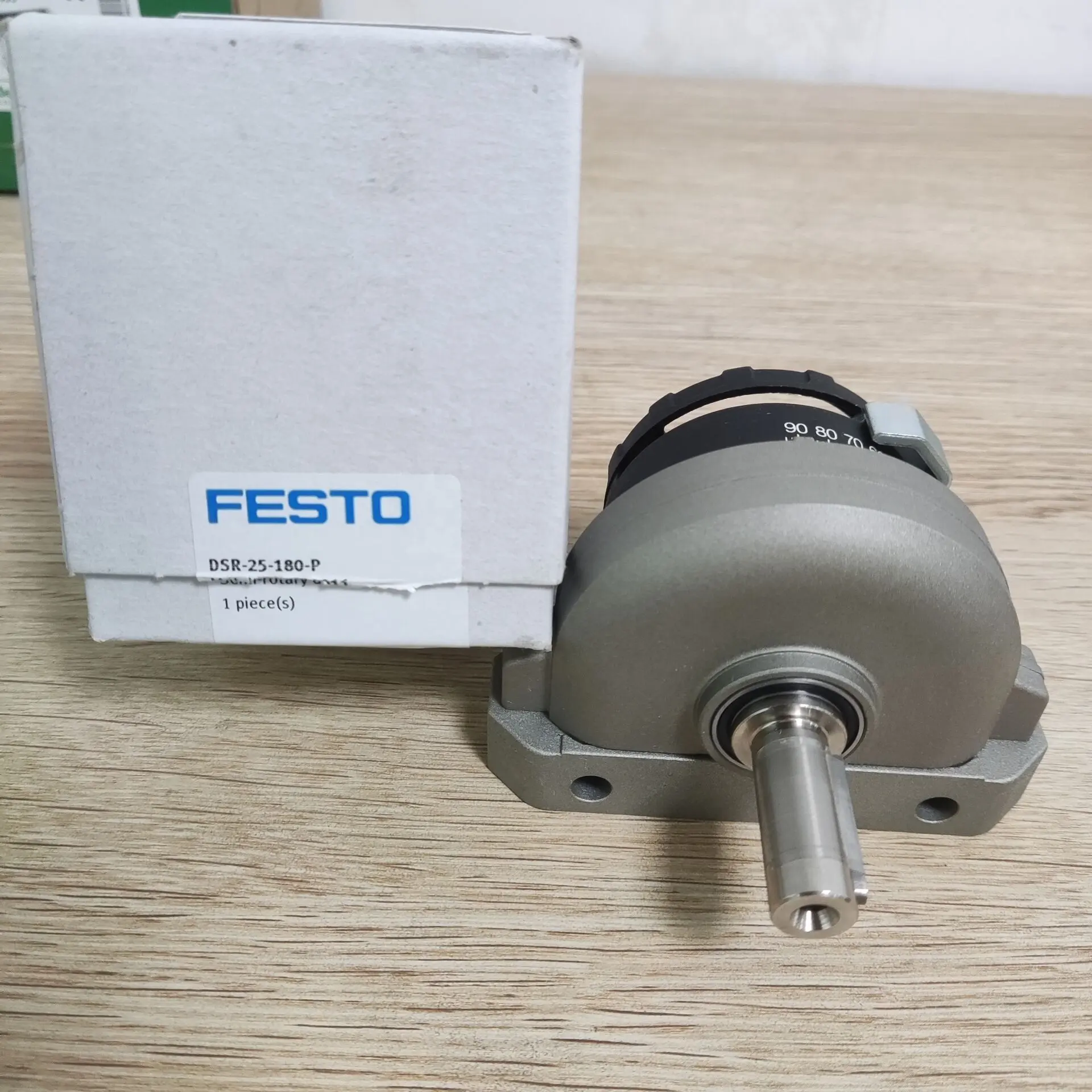 Attuatore a quarto di giro Festos DSR-25-180-P 11911 azionamento rotativo pneumatico