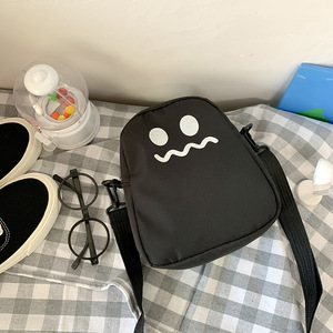 新しいファッションハロウィーン素敵なゴーストバッグ面白いパーソナリティ楽しいかわいい悪魔スプライス女性の潮Puバッグ漫画グラフィッククロスボディバッグ