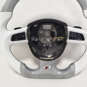 YTcarbon用A4 S4 RS4 B8カスタムブランド新しいレーシングスタイルプレミアムカスタムリアルシルバーカーボンファイバーステアリングホイール - Product Image 3