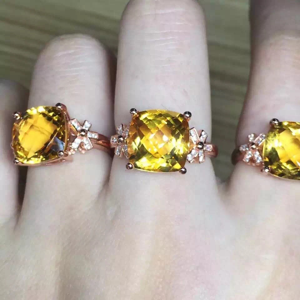 Anillo de topacio amarillo natural, estilo 2