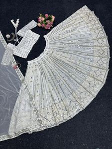 Lehenga choli เย็บปักถักร้อยที่มีคุณภาพส่งออกกับชุดบูติกลำดับ9มม. - Product Image 3