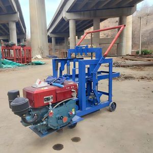 Máquina semiautomática para fabricar bloques huecos con motor diésel pequeño, fabricante móvil de ladrillos de hormigón con componentes de núcleo de Motor de rodamiento - Product Image 6