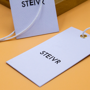 Etiquetas colgantes con logotipo personalizado Diseño e impresión Etiqueta de ropa de moda Etiqueta colgante de ropa en relieve con cuerda - Product Image 3