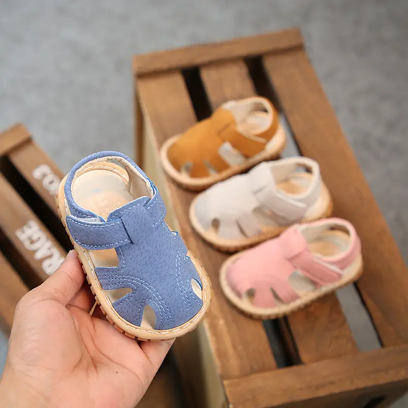 Zapatos de bebé de estilo de verano 0-3 niños zapatos de bebé antideslizantes niños y niñas zapatos de bebé para caminar al por mayor