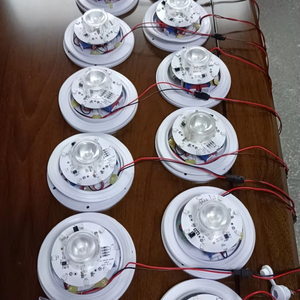 ฐานไฟ LED ควบคุมระยะไกลมี16สีสำหรับเฟอร์นิเจอร์ LED - Product Image 1