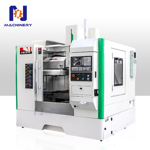 Centro de mecanizado vertical VMC640, fresadora CNC de 3 ejes, Máquina Herramienta de fabricante chino opcional de 4 ejes/5 ejes - Product Image 1