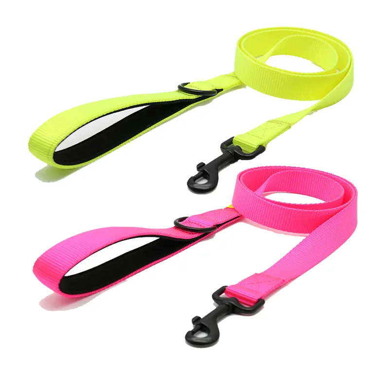 Wholesale Nickel Plated Zinc Alloy Snap Dog Leash Nylon Polyester Polypropylene Material Competitive Price Collar Type Pet